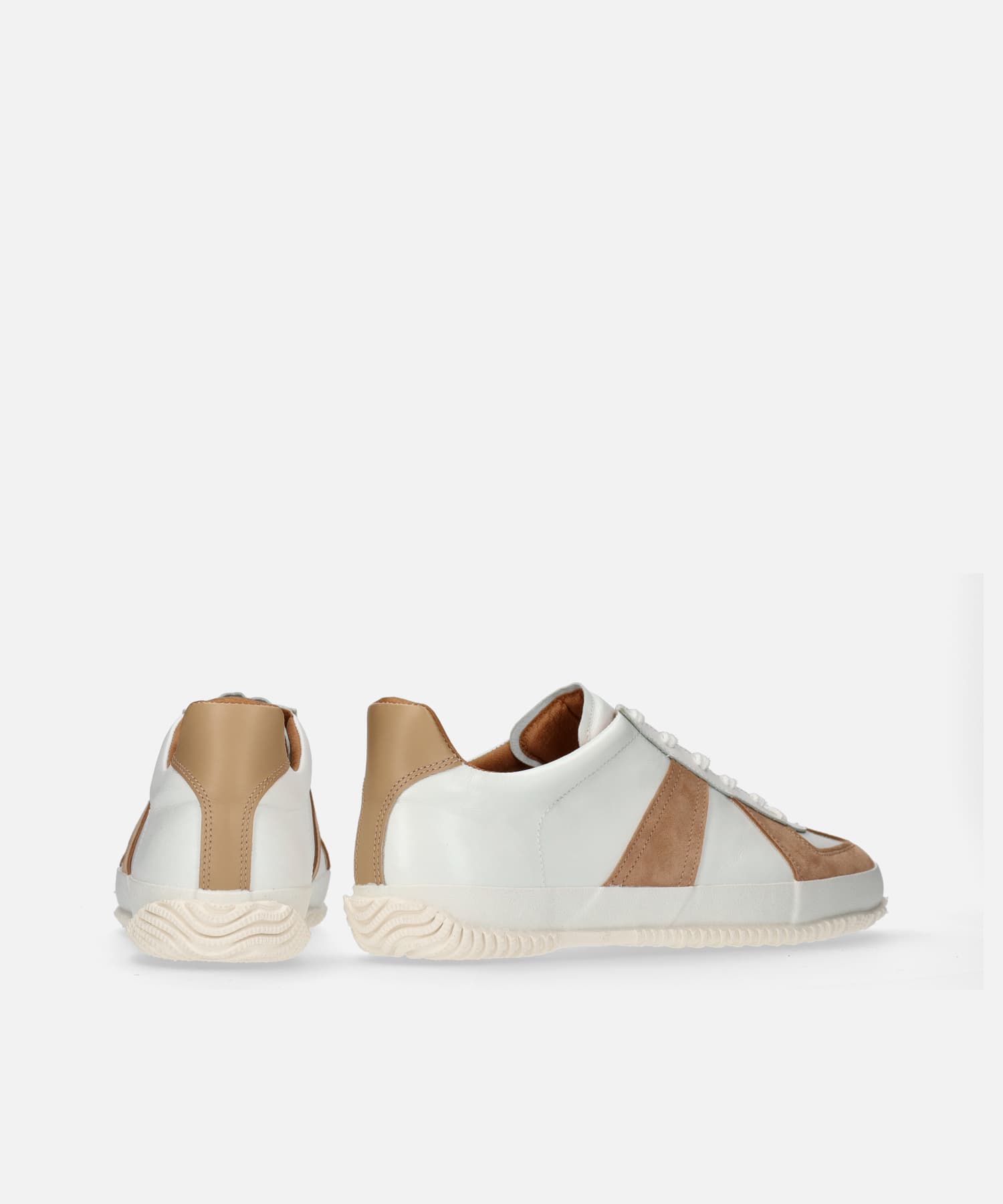 SP-1047 White/Beige