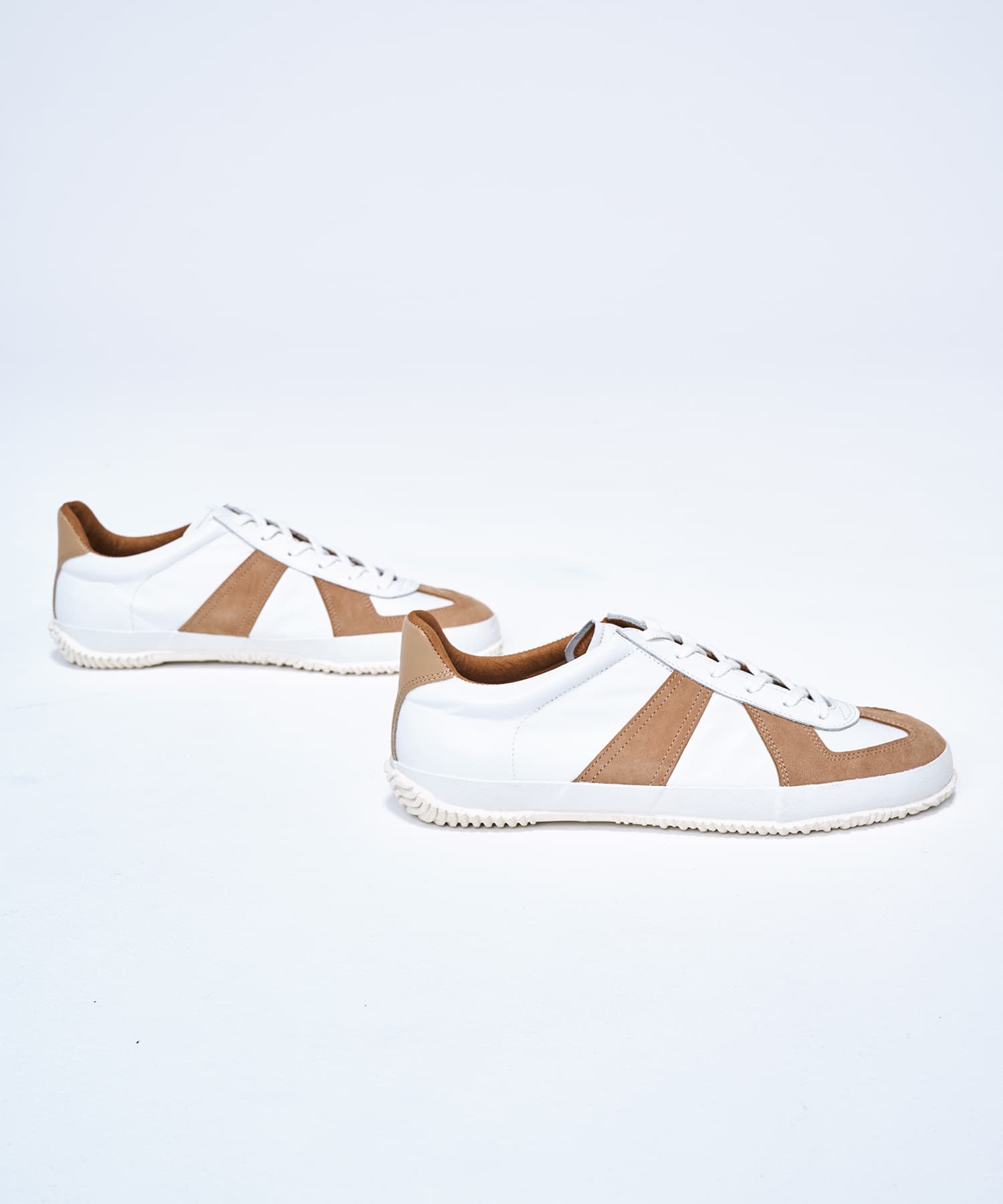 SP-1047 White/Beige - SPINGLE