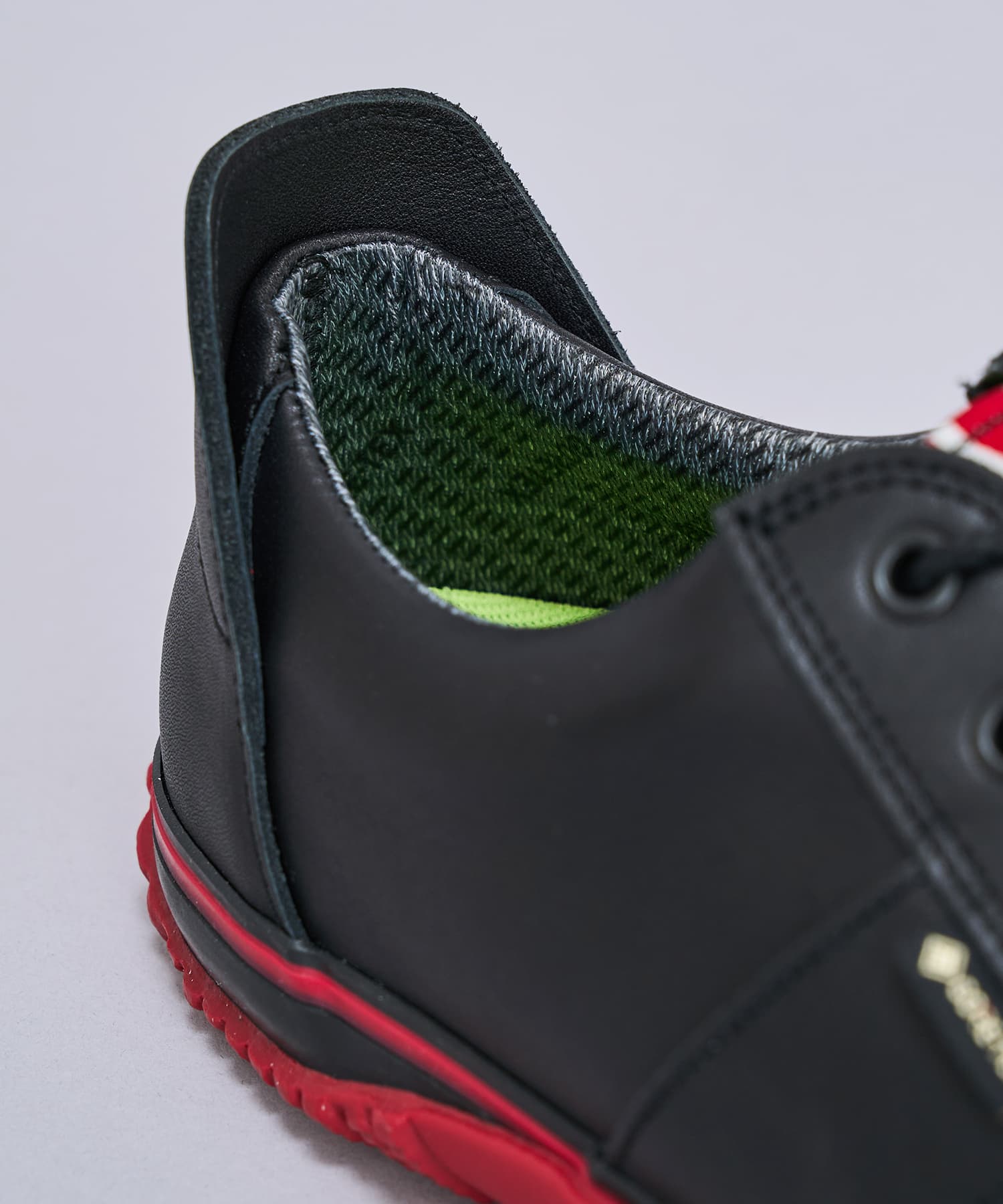 SP-1651 Black/Red - SPINGLE