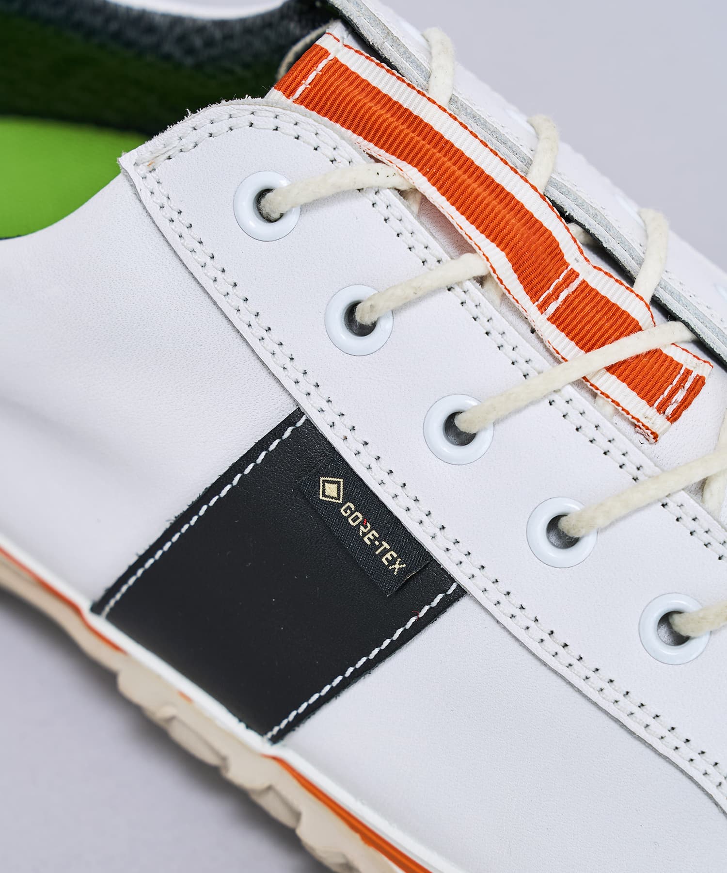 SP-1651 White/Black - SPINGLE