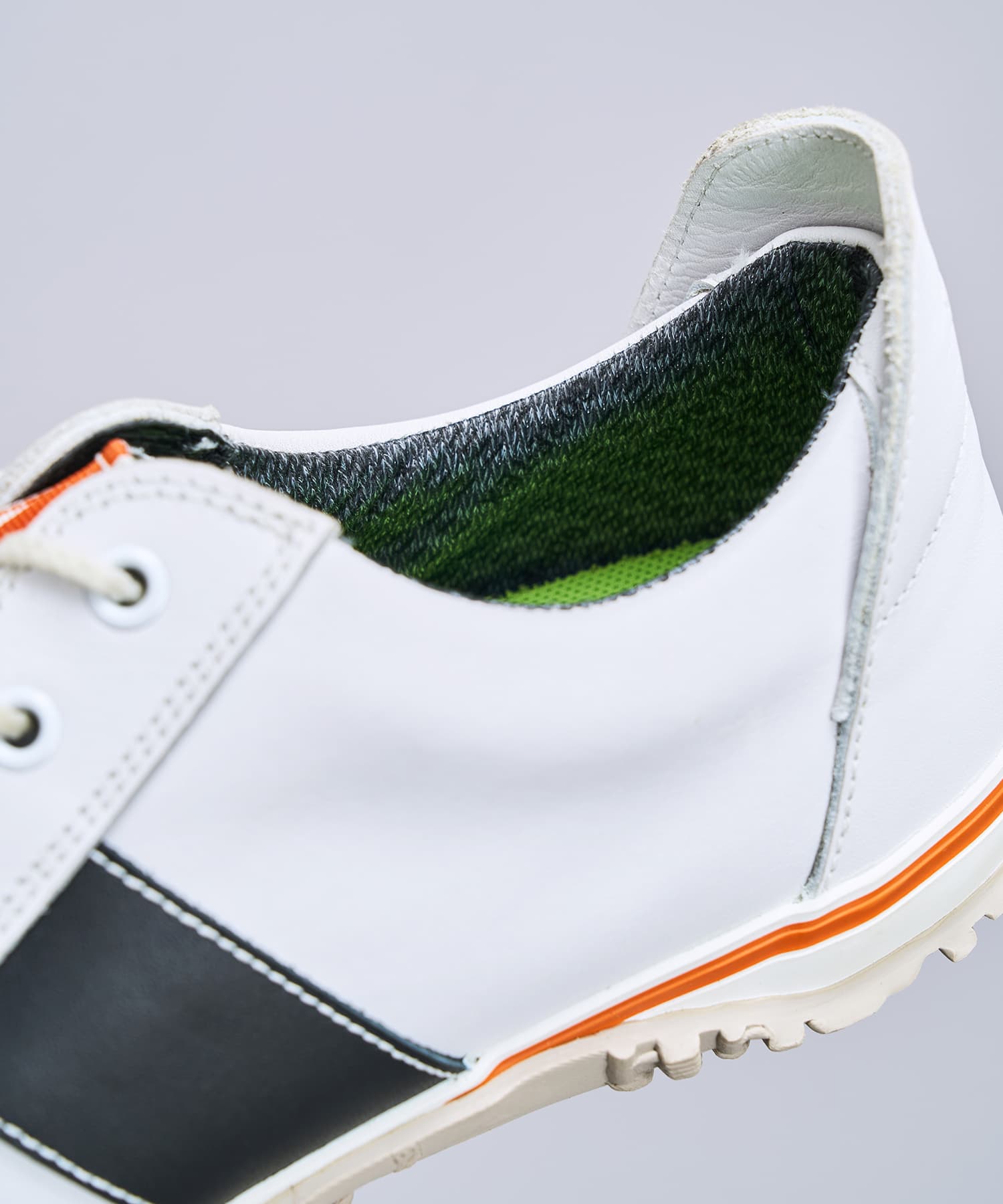 SP-1651 White/Black - SPINGLE