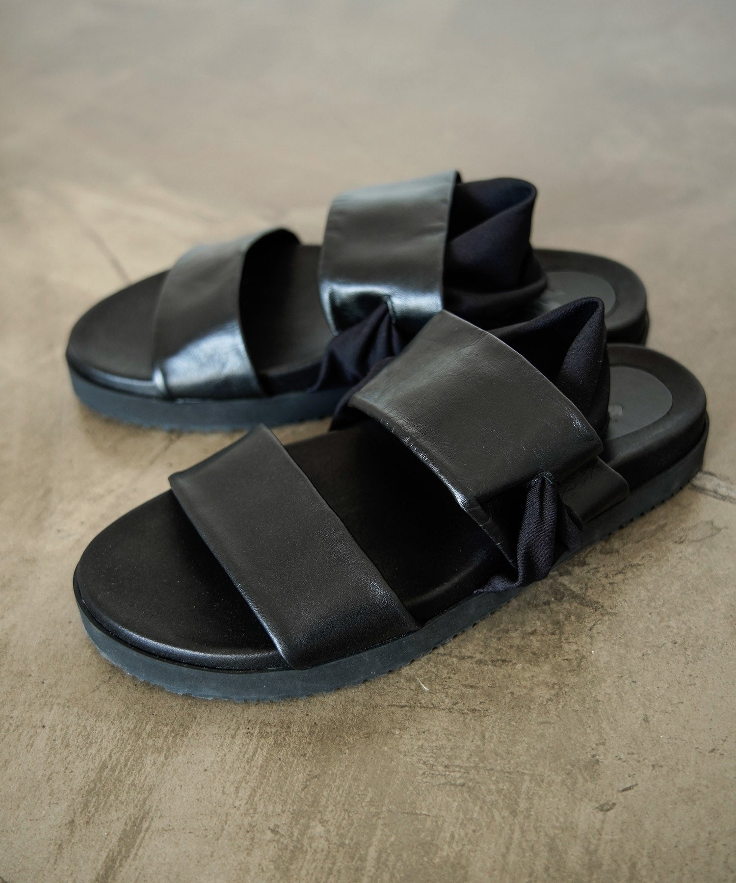 SP-1707 Black - SPINGLE