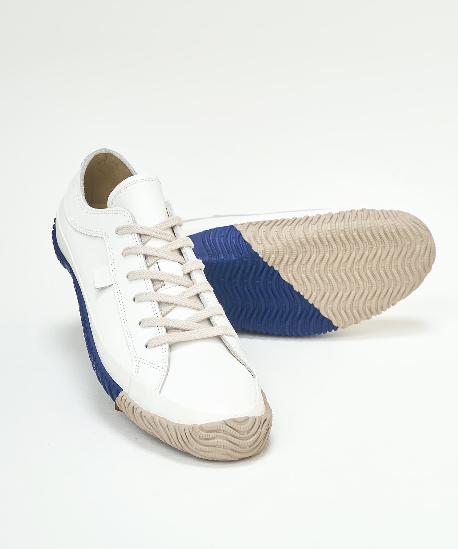 SP-187 White/Navy - SPINGLE