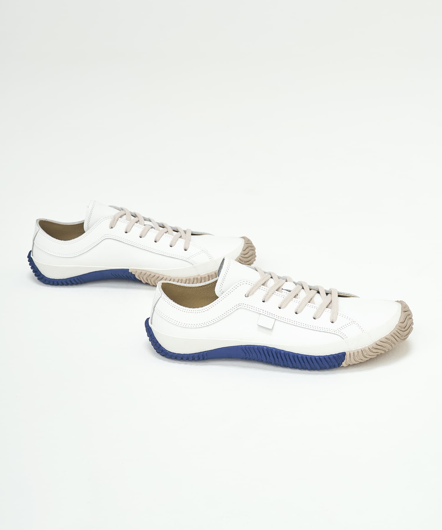 SP-187 White/Navy - SPINGLE