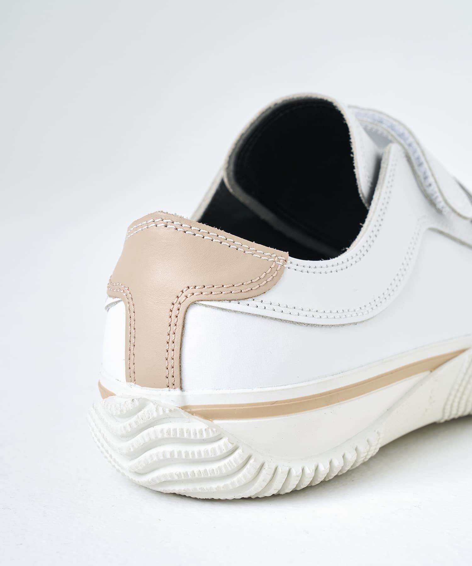 SP-211 White/Beige - SPINGLE