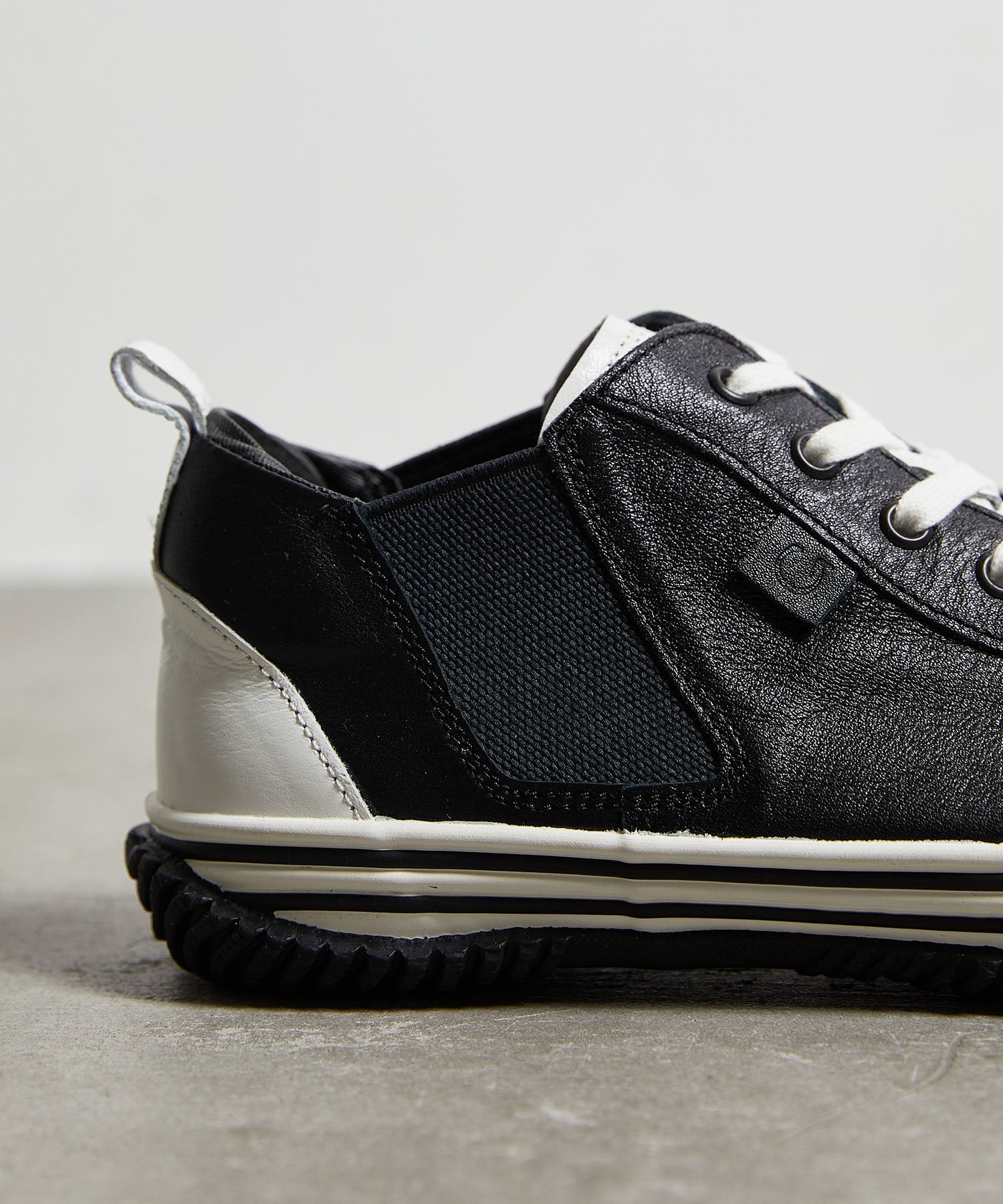 SP-442 Shiro/Kuro - SPINGLE