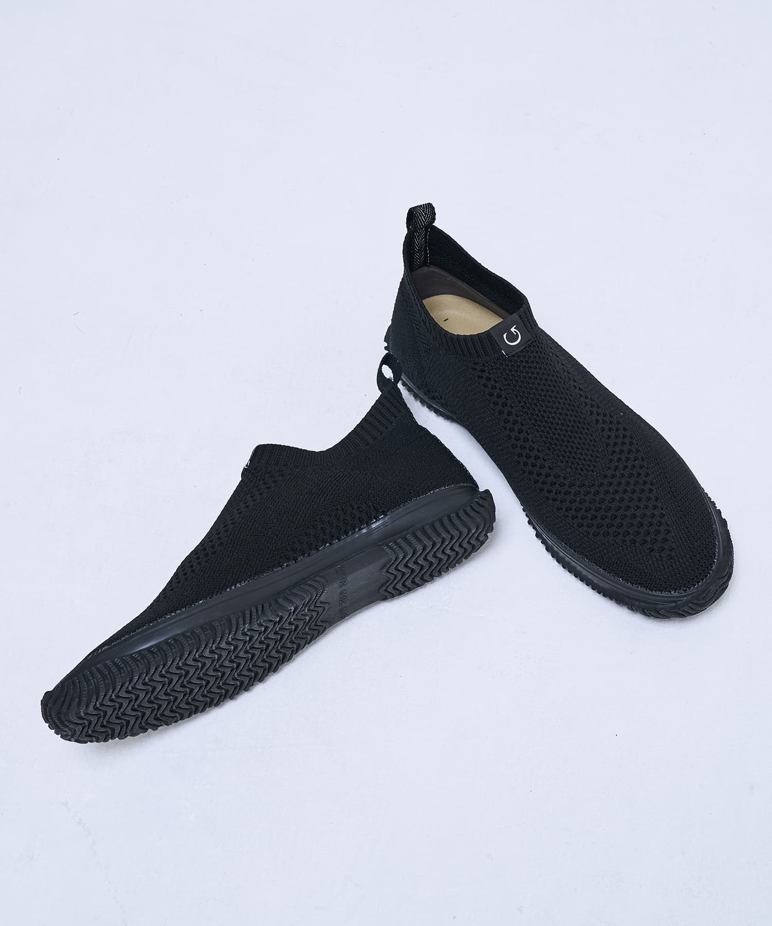 SP-528 Black/Black - SPINGLE