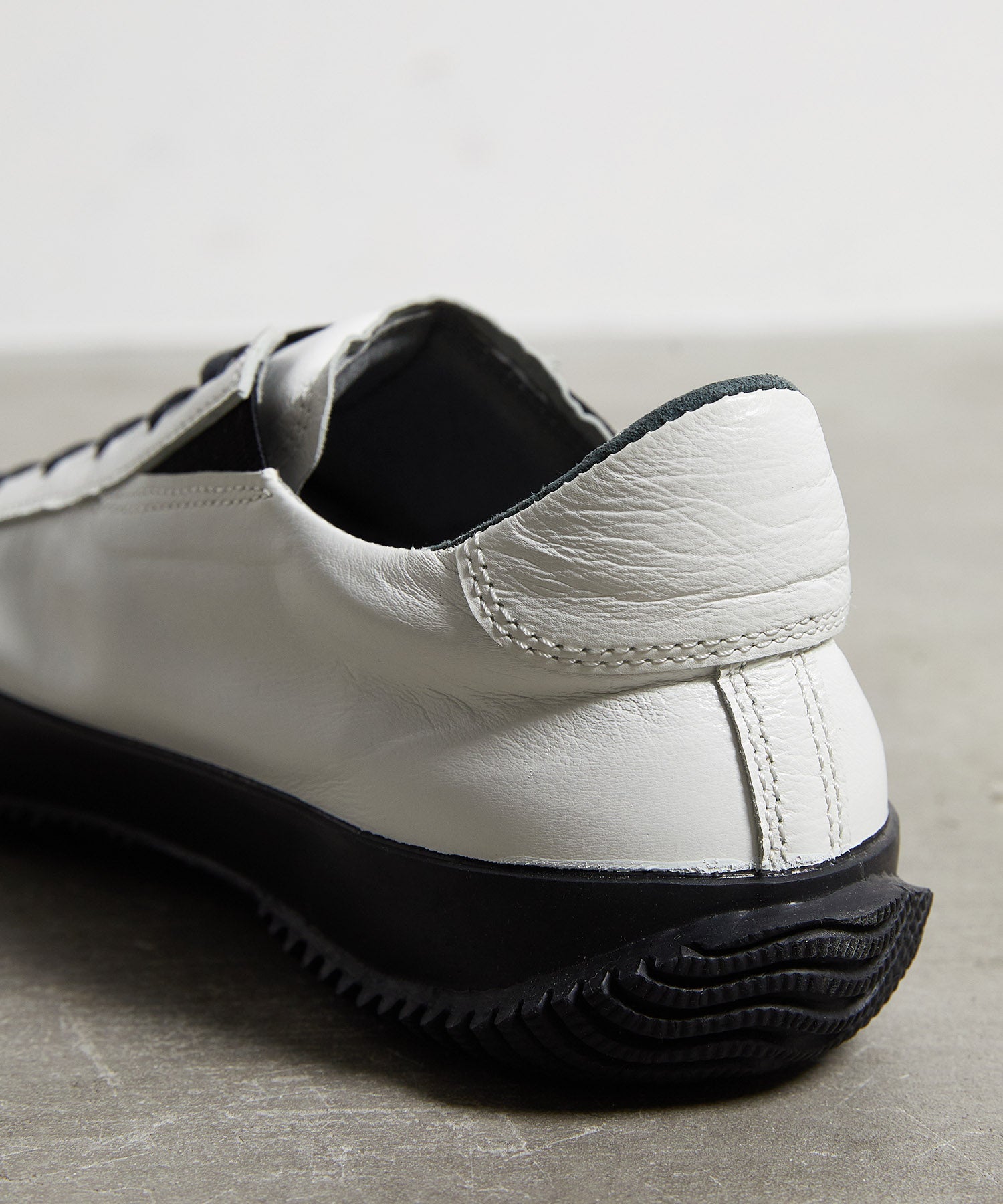 SP-6143 Shiro/Kuro - SPINGLE