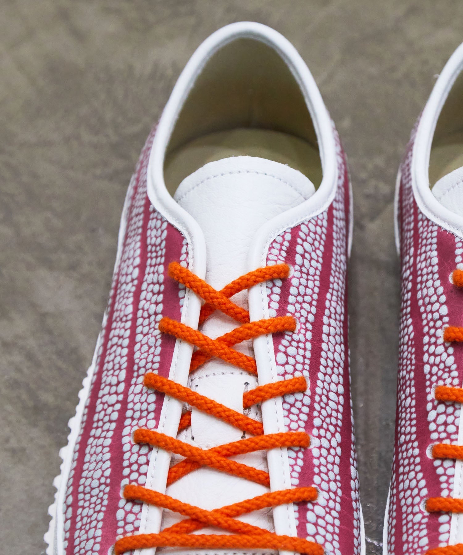 SP-1042 Pink - SPINGLE