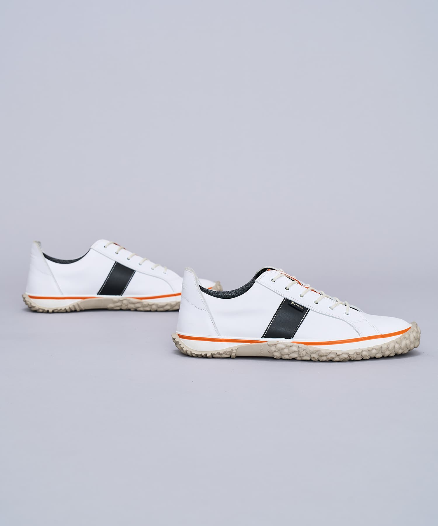 SP-1651 White/Black - SPINGLE