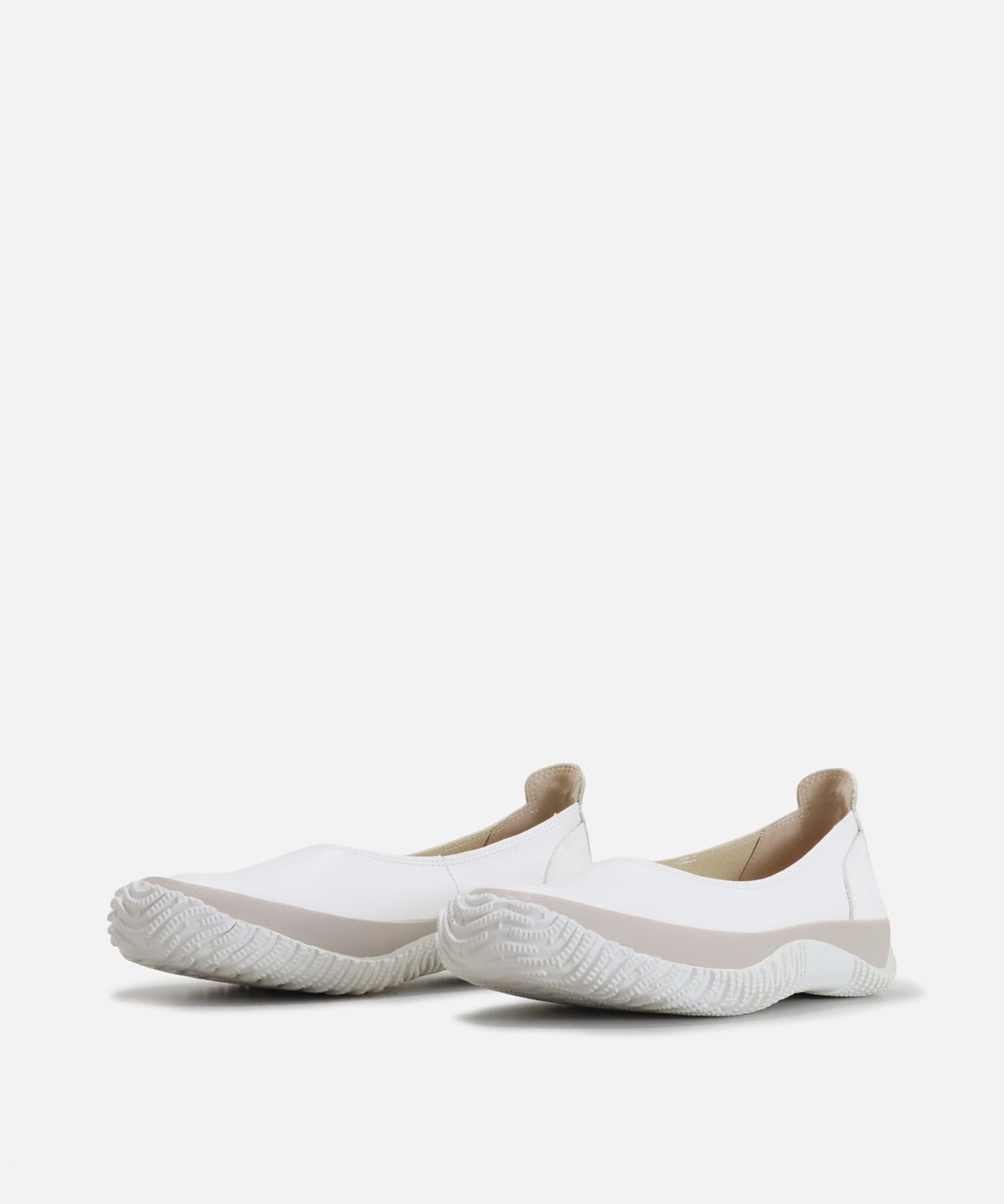 SPM-1811 White