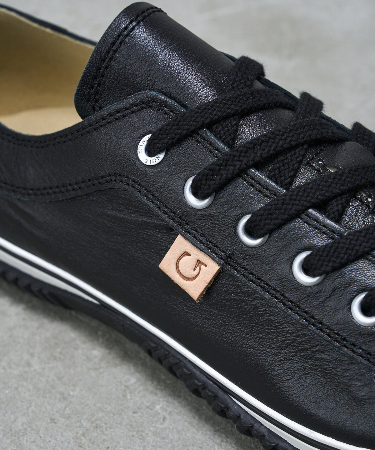 SP-219R Black